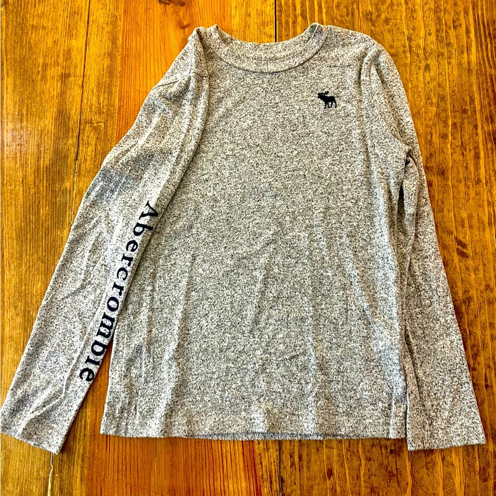 Abercrombie Kids Size 9/10 long sleeve shirt